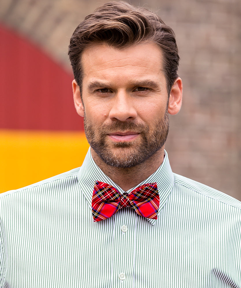 Seiden Fliege Karo Rot Blau Silber Gold