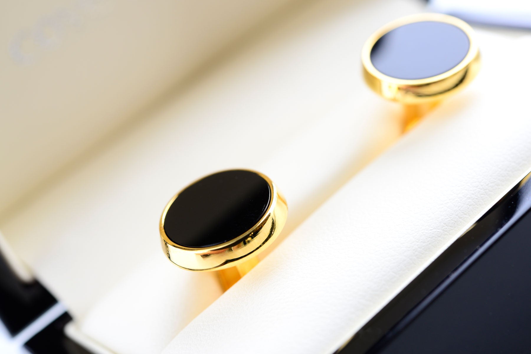 Gold Onyx Manschettenknöpfe